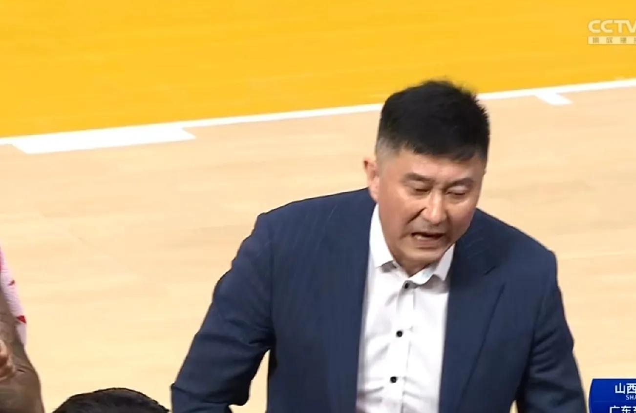 穆古鲁扎新星领先优势明显表现突出，澳大利亚队前途光明！上演精彩一战