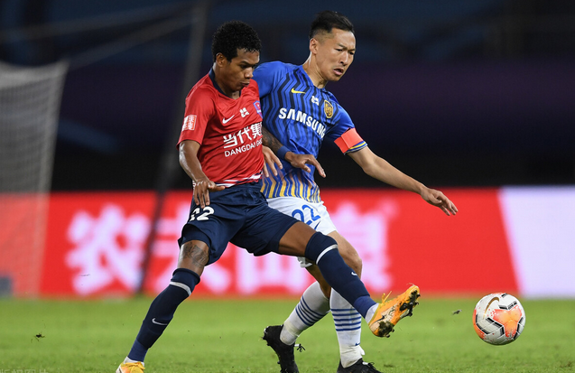 关于里尔迎亚冠关键赛，赛前止住颓势，底气十足，心理建设被强调的信息