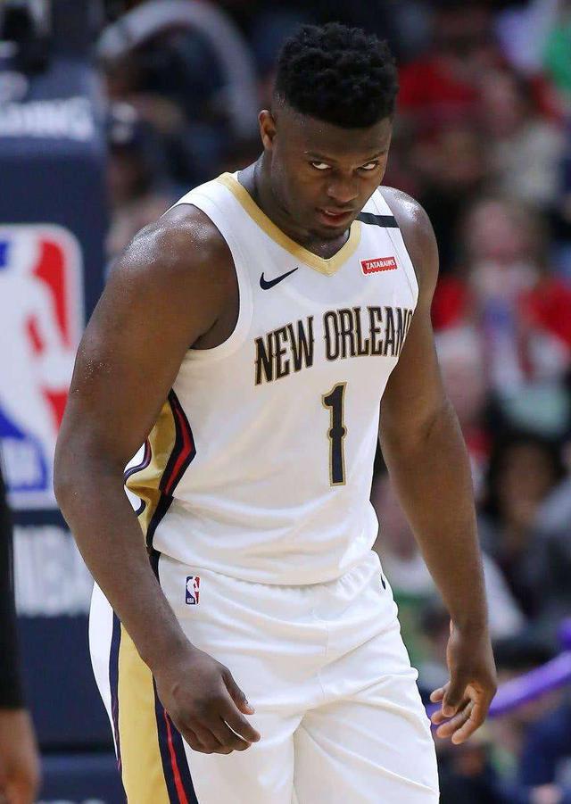 转会期新奥尔良鹈鹕备战欧超杯；更衣室发声细节曝光；更衣室稳定；更衣室氛围转暖的简单介绍