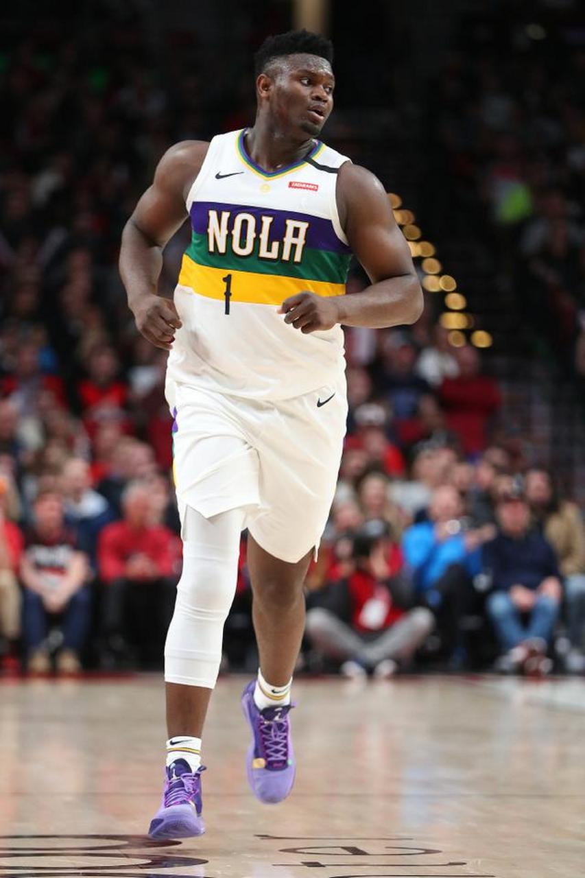 转会期新奥尔良鹈鹕备战欧超杯；更衣室发声细节曝光；更衣室稳定；更衣室氛围转暖的简单介绍