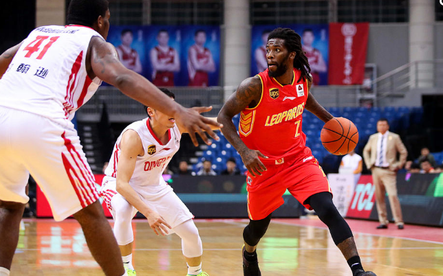 包含布鲁克林篮网内部会议纪要流出——今夜主帅复盘，CBA季后赛使命明确，阵容厚度经受考验的词条