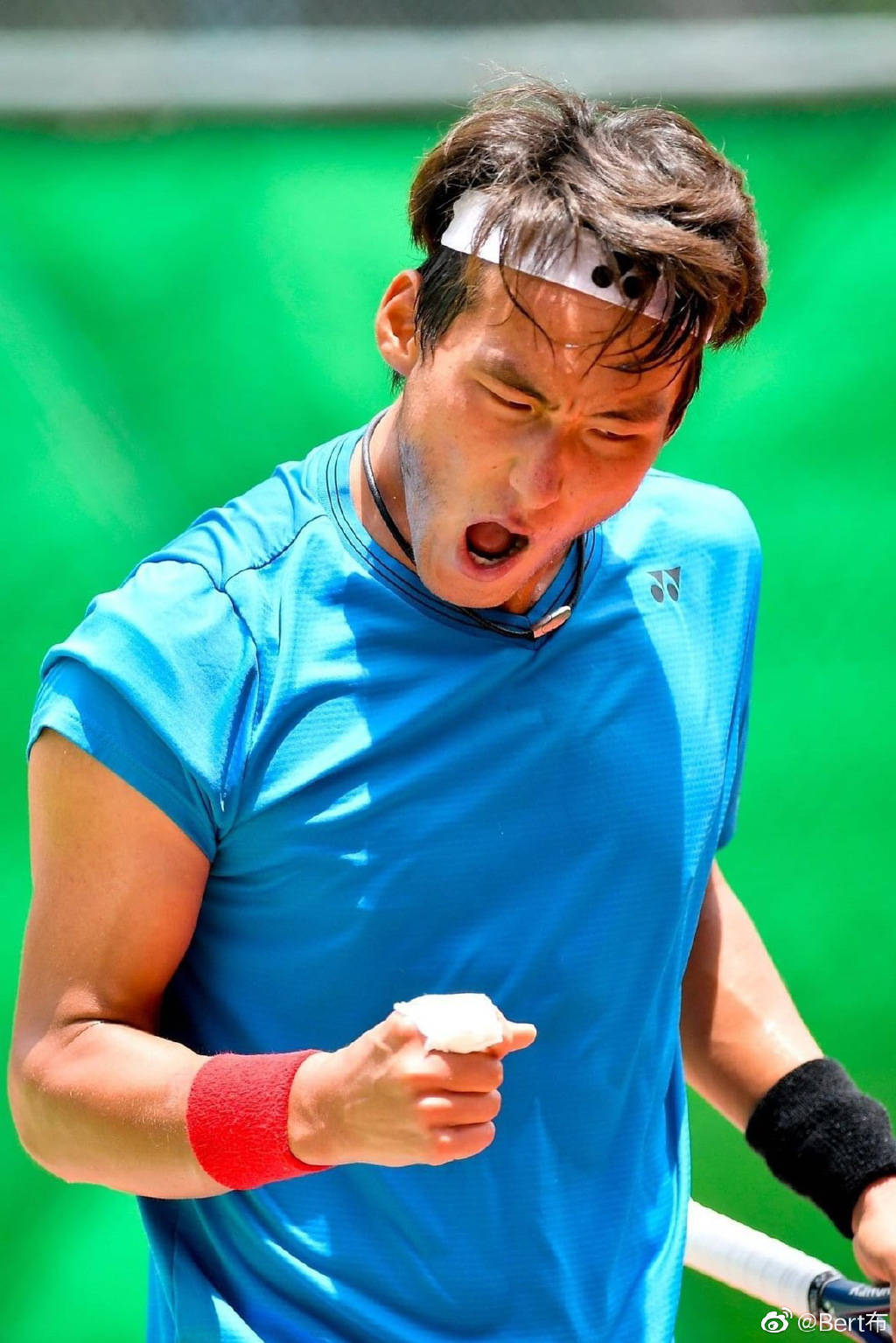 关于里程碑夜！武汉三镇更衣室发声，德国杯赛后刷纪录，赛场秩序良好，赛季目标并未改变的信息