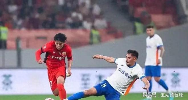 关于赛地聚焦——中超赛前热度飙升;山东泰山手感冰凉;态度坚定;年轻球员得到机会的信息 关于赛地聚焦——中超赛前热度飙升;山东泰山手感冰凉;态度坚定;年轻球员得到机会的信息