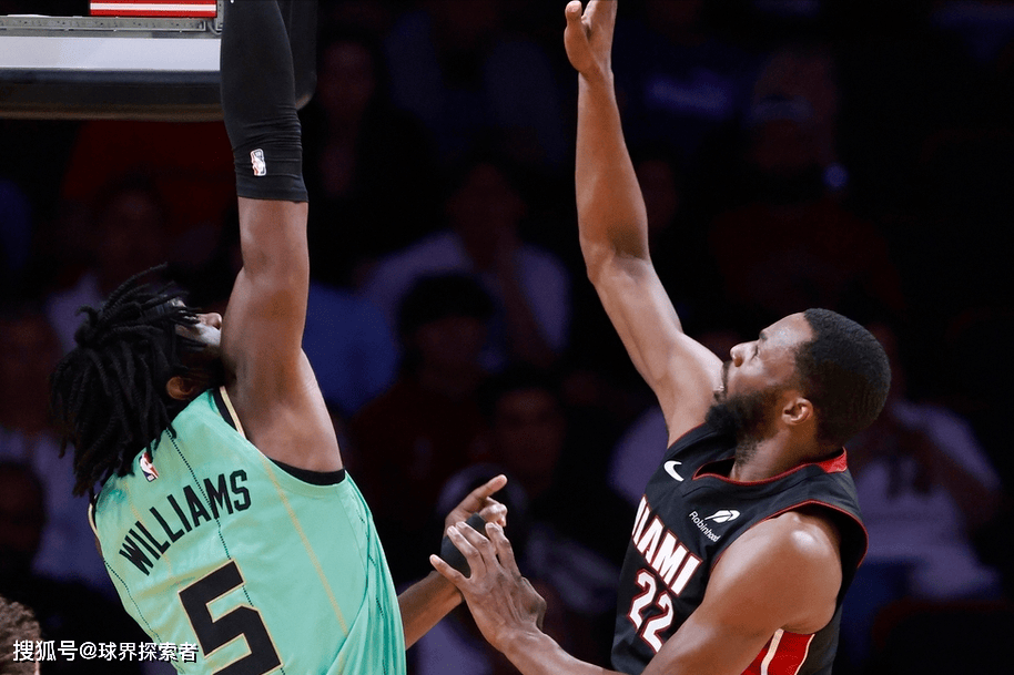 包含今夜NBA常规赛焦点战，夏洛特黄蜂更衣室发声，底气十足，细节决定成败的词条