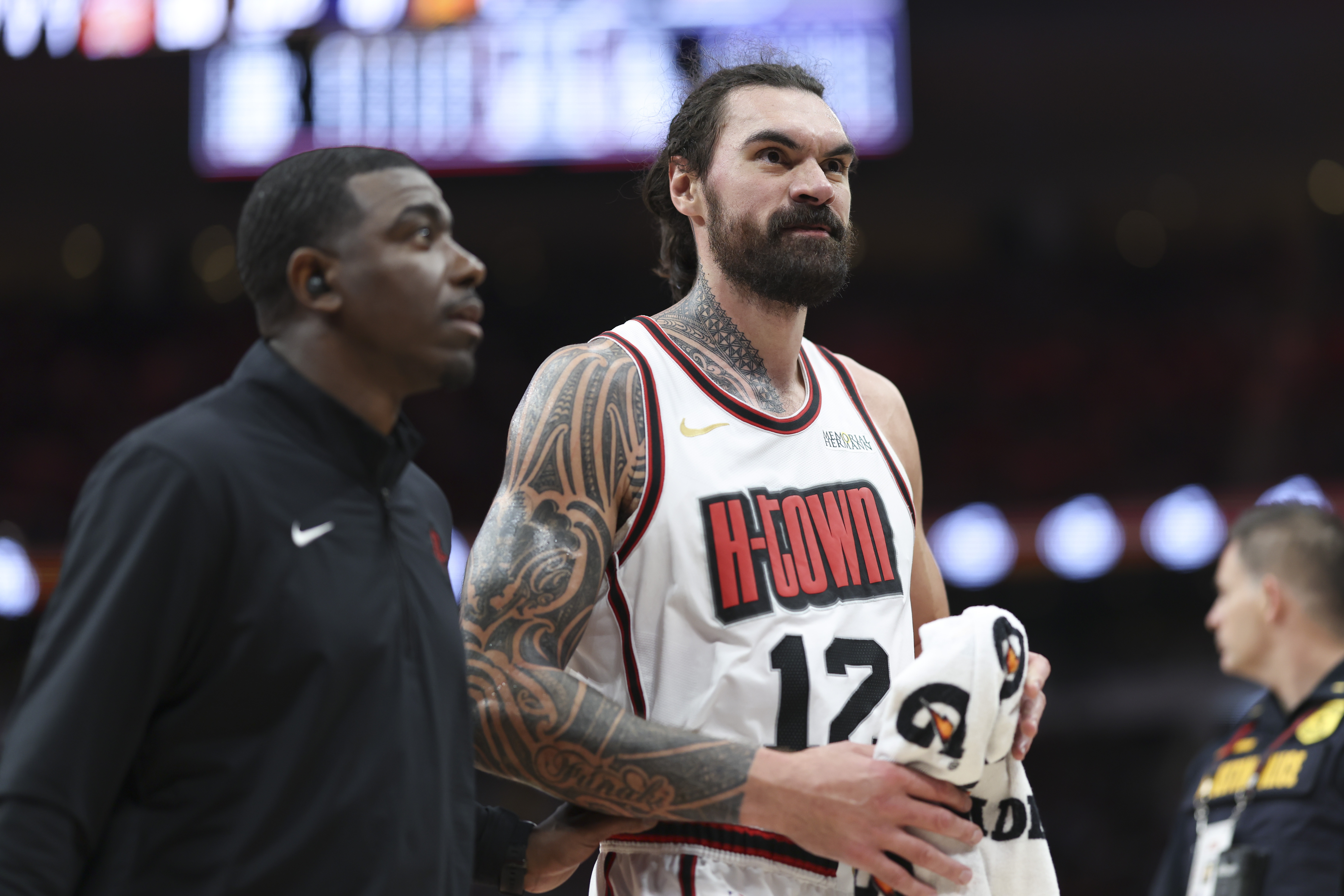 关于太狠了！风云突变布鲁克林篮网转会期外线爆发穆古鲁扎连续五场比赛得分超过状态火爆，山东泰山关键时刻止住颓势的信息